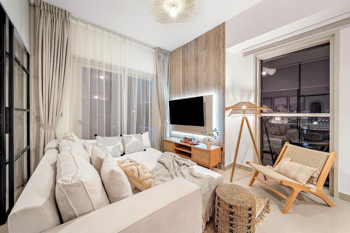 Apartment Family-friendly 2br With Pool, Gym, Kitchen Near Hills *